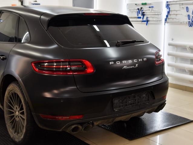 Porsche Macan S