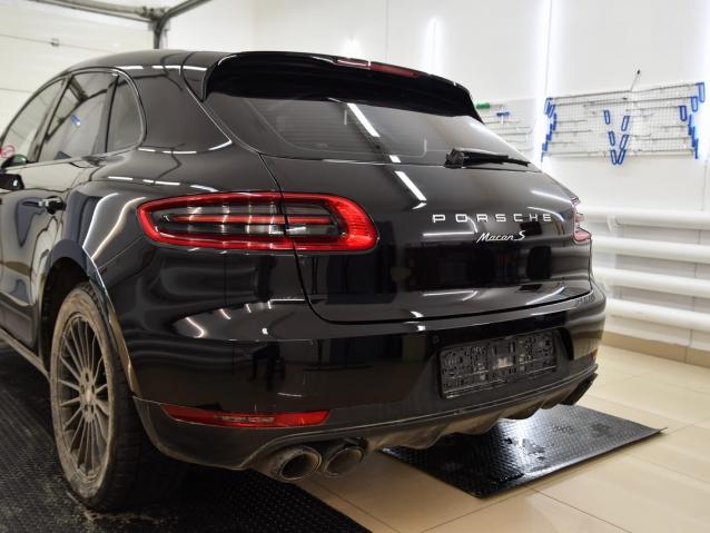 Porsche Macan S