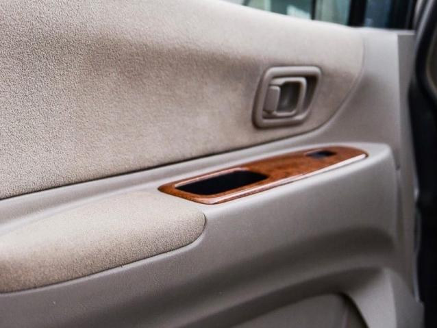Химчистка салона Nissan Liberty